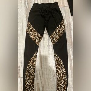 Medium but could easily fit small